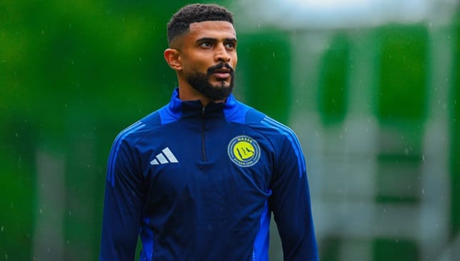 النصر يصدم الاتحاد برفع سعر بيع العمري