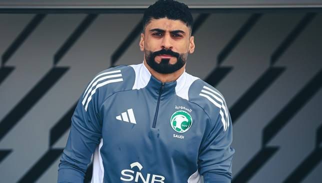 الهلال ينافس الاتحاد والدرعية على قفاز الكسار