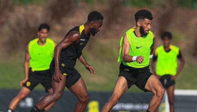 قرار هام من الاتحاد بعد طرد العبود ضد بورتيمونينسي