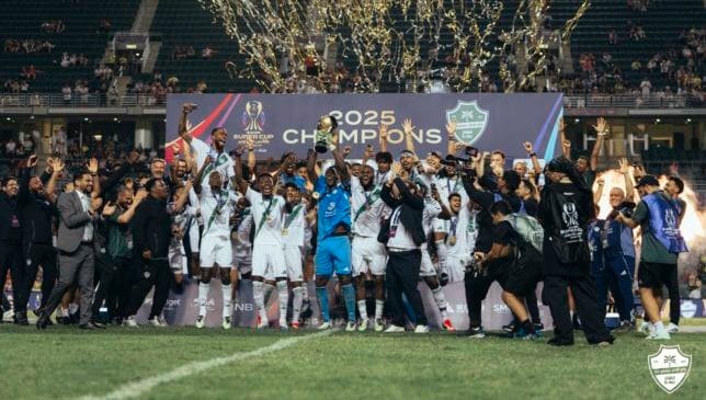 موعد مباراة الأهلي القادمة بعد التتويج بكأس السوبر السعودي