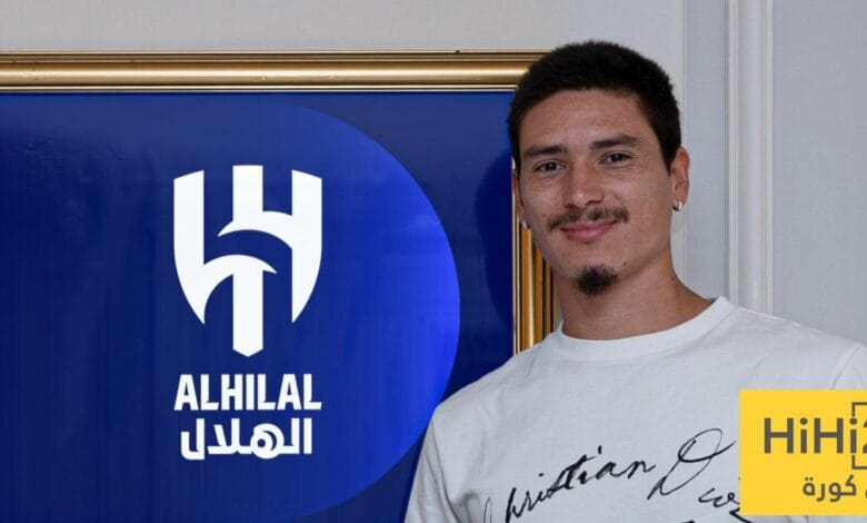 نونيز يخطف رقم الأساطير في الهلال