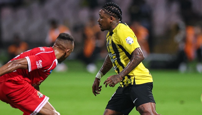 بيرجوين يفتتح أهداف الاتحاد ضد الوحدة الإماراتي.. فيديو