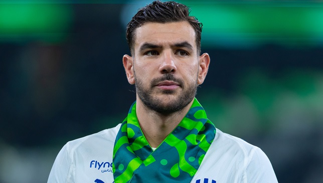 هدف ثيو هيرنانديز يشعل كلاسيكو الهلال ضد الأهلي.. فيديو