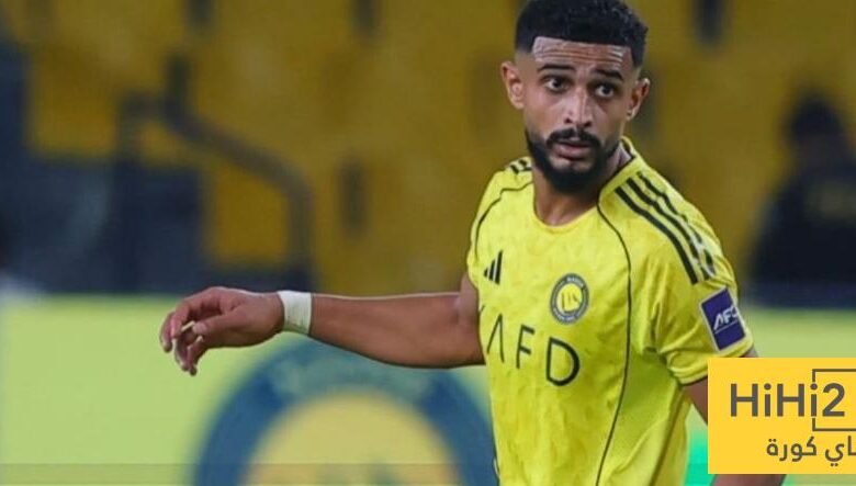هل يستجيب خيسوس لمطالب الجماهير بإبعاد العمري؟
